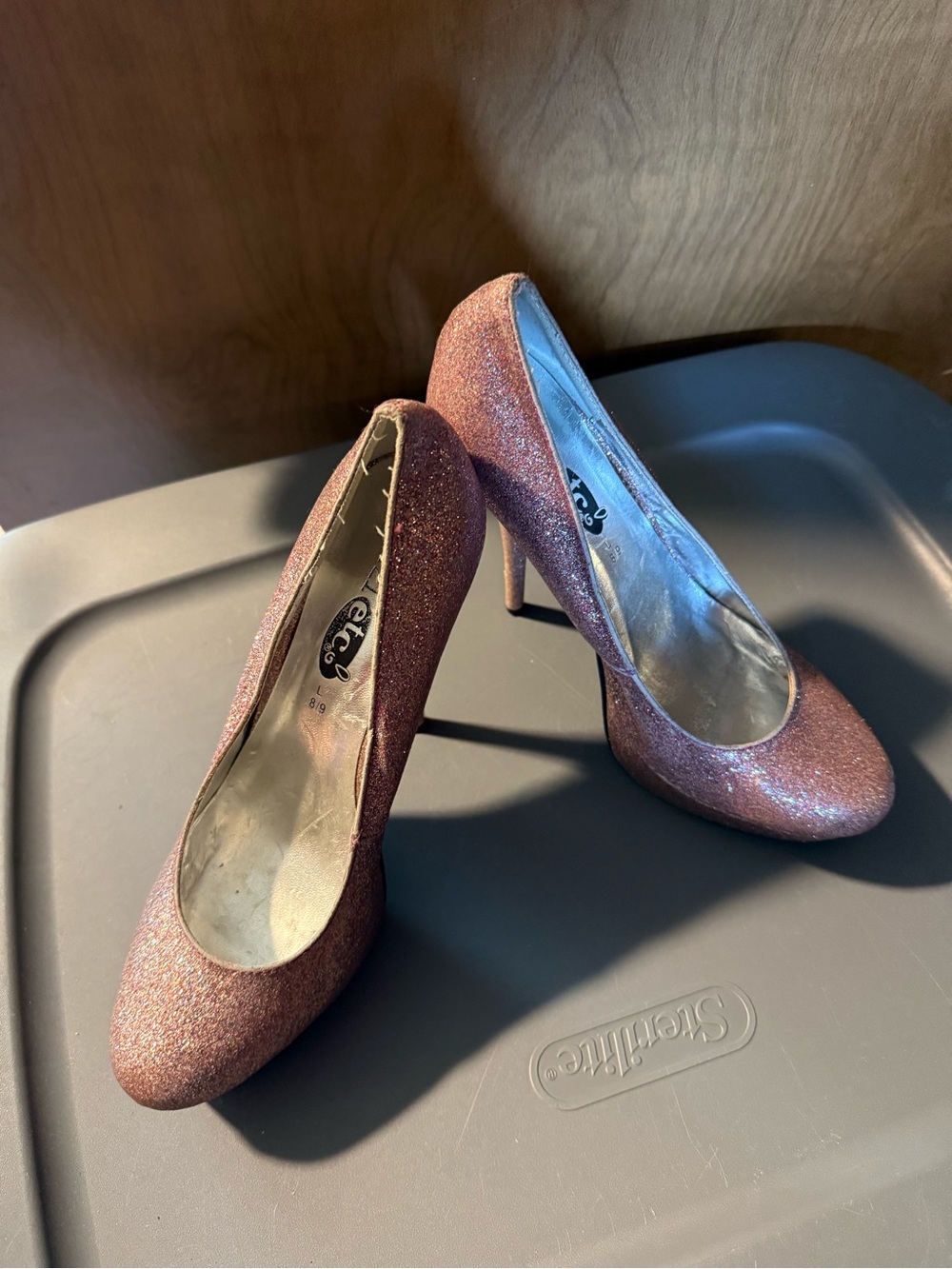Glitter Round-Toe High Heels - Rose Gold